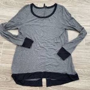 Banana Republic Long Sleeve Top Wide Neck Gray and Black Size Small